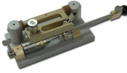 Máquina "Rieger" para raspar a ponta da palheta