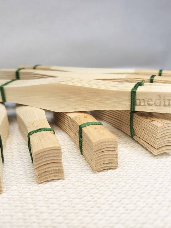 Canas goivadas, formadas e raspadas "Medir"