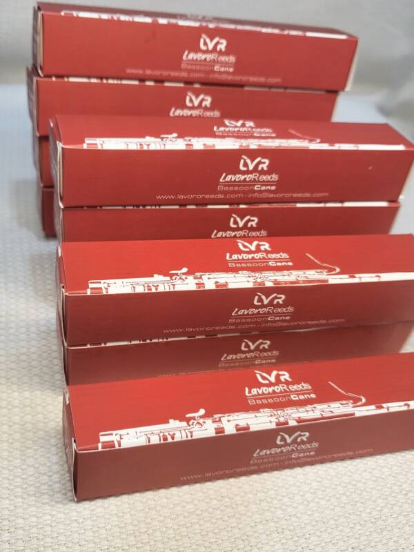 Canas goivadas, formadas e raspadas "Lavoro"