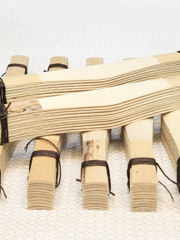 Canas goivadas, formadas e raspadas "Ghys"