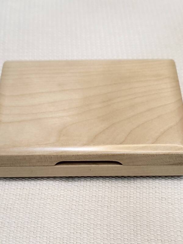 Caixa em madeira para 5 palhetas